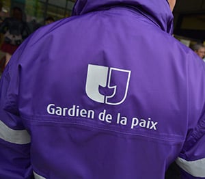 Gardiens.nes de la paix